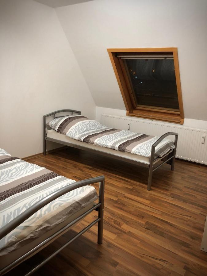 Kaiser Homestay Nuremberg ภายนอก รูปภาพ